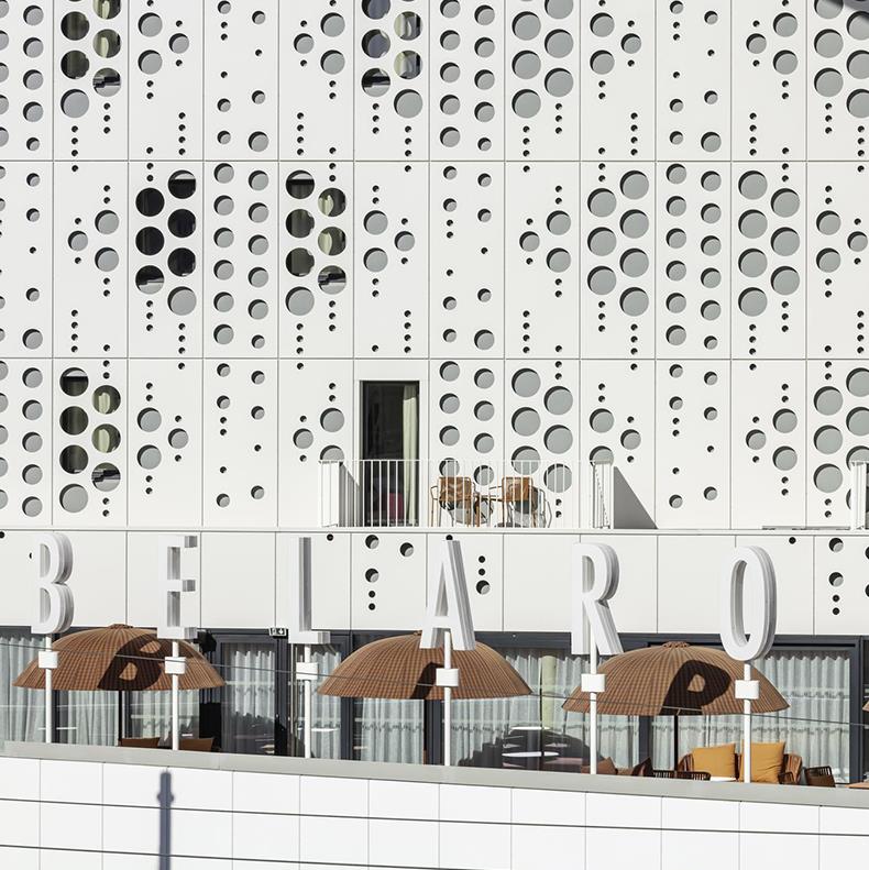 貴州grg掛板廠家：幕墻工程多少錢一個(gè)平方？