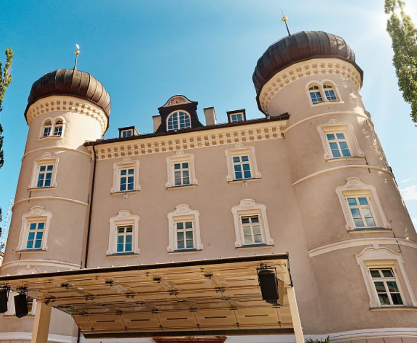 發(fā)現(xiàn)外墻GRC裝飾線條的美學與實用價值