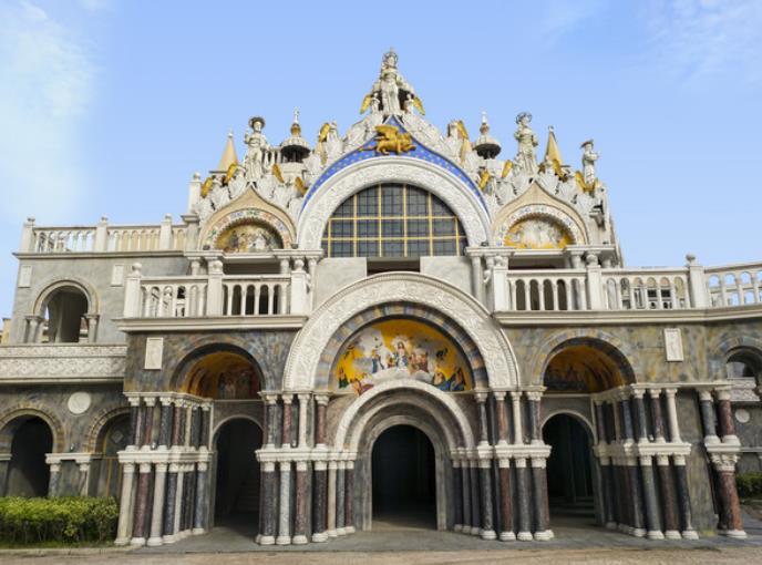 外墻grc裝飾線條是什么材料？